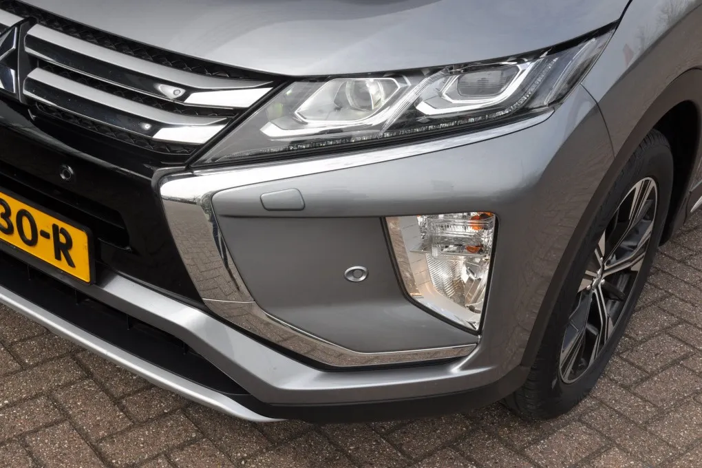 Mitsubishi Eclipse Cross 1.5 DI-T First Ed. All Seasons Head Up