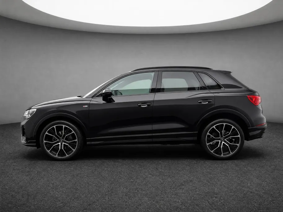Audi Q3 35 TFSI 150pk S edition · Apple/Android Car Play · 20'' Lichtmetalen Velgen · Elek. inklapbare buitenspiegels · Audi Sound · Virtual Cockpit · Garantie t/m 16-01-2027 of 100.000km