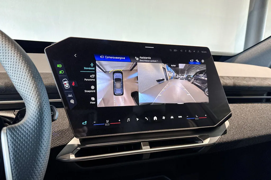 BMW iX3 50 xDrive 113 kWh