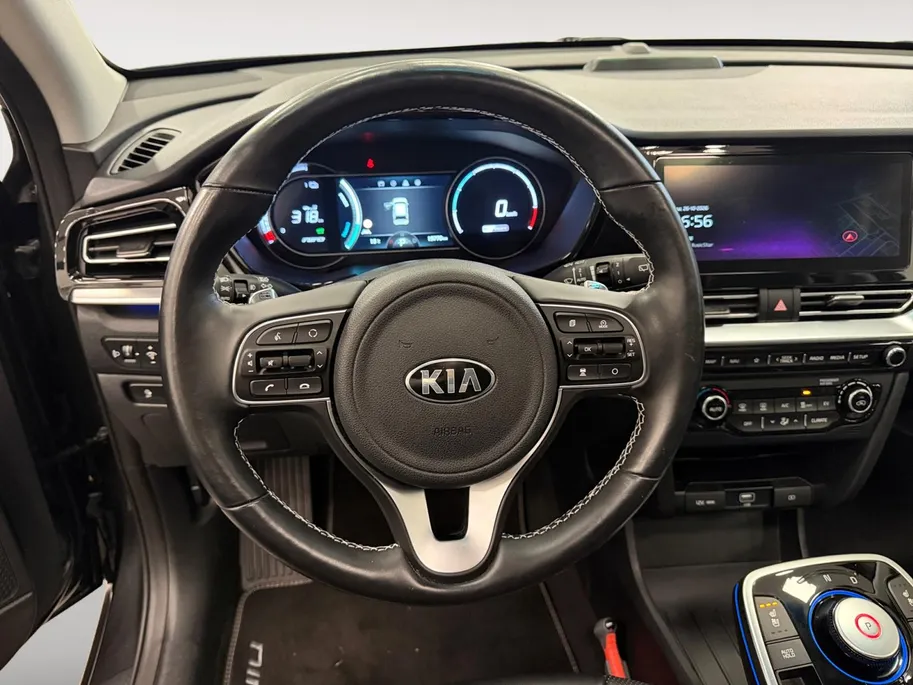 Kia e-Niro DynamicPlusLine 64 kWh | 97,6% SOH | Navigatie | Camera | Apple Carplay/Android Auto | Adaptieve Cruise Control | Stoel/Stuurverwarming | Lichtmetalen Velgen |