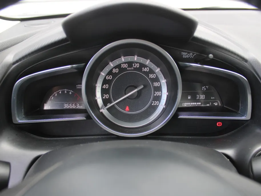 Mazda 2 1.5 Skyactiv-G GT-M | Stoelverwarming | Parkeersensor achter | 16' LM | Clima | Cruise | Navi | LED | Weinig km!! |