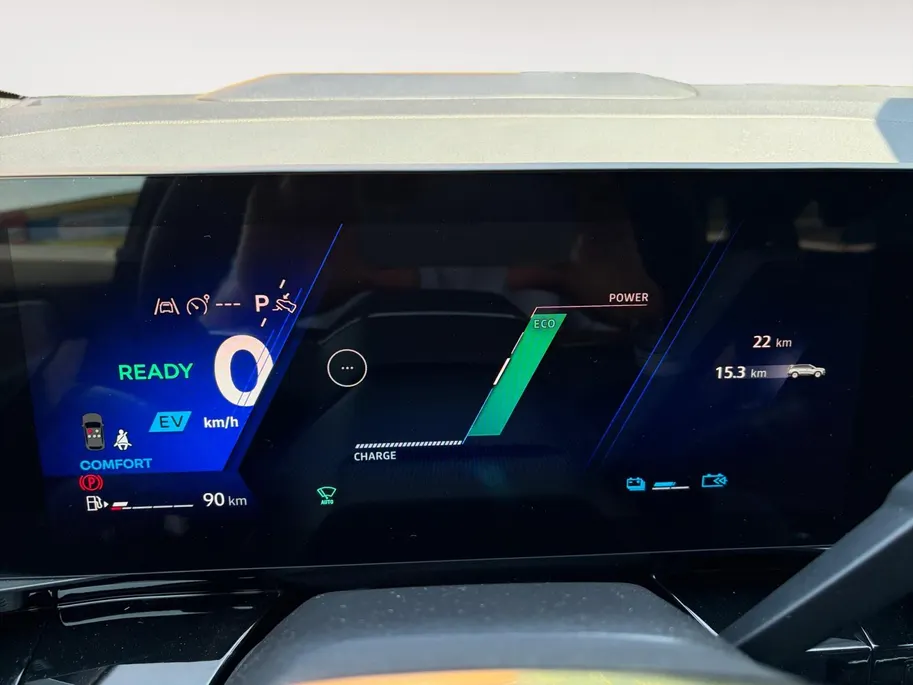 Renault Espace E-Tech full hybrid 200 esprit Alpine 5p. NU DEZE VOORAAD AUTO MET 7330,- korting| Gratis 5 jaar garantie tot 100.000km  op = op | Navigatie | LMV | Camera | ACC | Carplay |