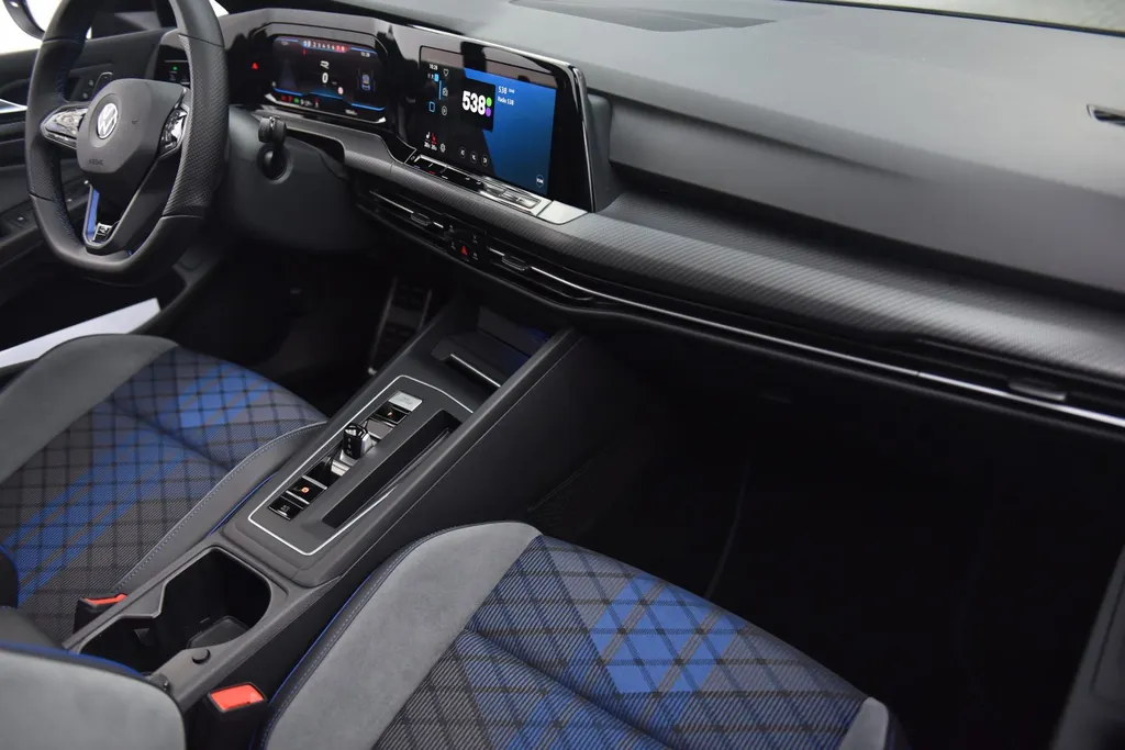 Volkswagen Golf 2.0 TSI R 4MOTION