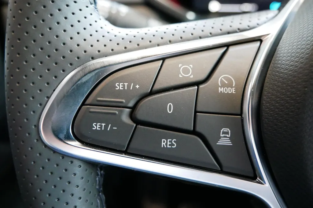 Renault Captur 1.8 E-Tech full hybrid 160 techno | Profiteer nu van €2.500,- Zeeuw & Zeeuw voorraadkorting |Electrisch schuif/kantel dak | Harman Kardon | Op voorraad |