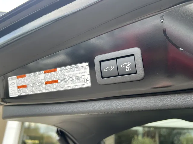 Toyota Corolla Cross Hybrid 140 Style | Premium pack | Stoel/Stuur verw | Blindspot