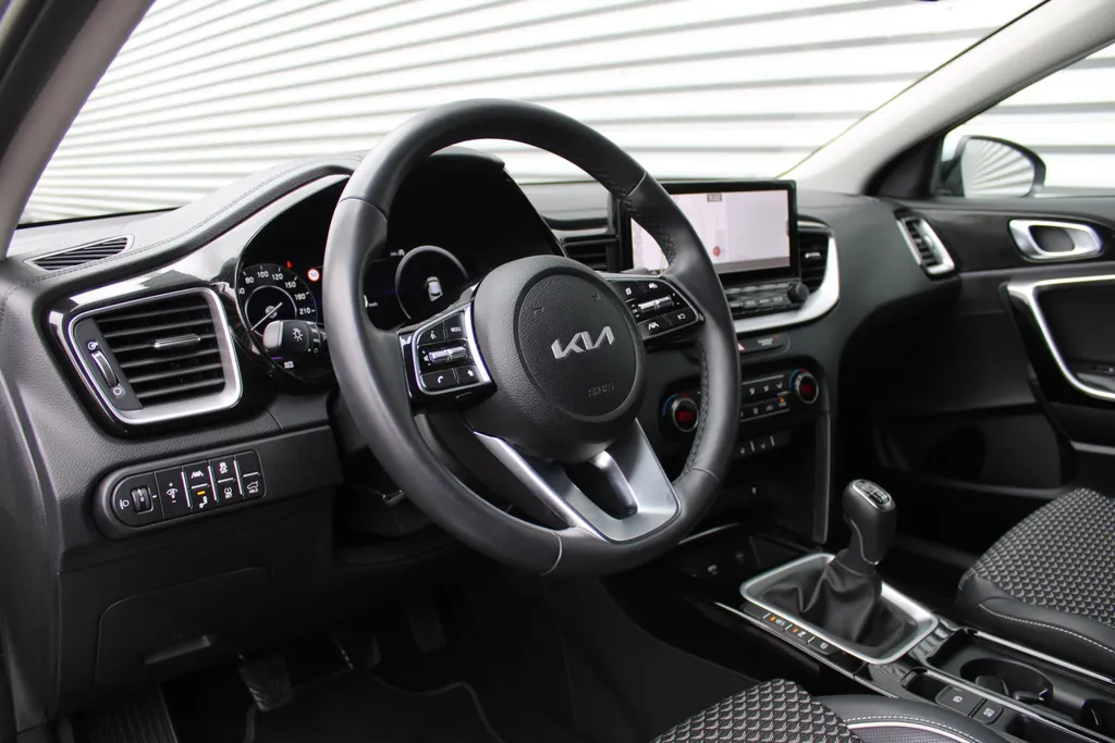 Kia XCeed 1.0 T-GDi DynamicPlusLine | Airco | Navi | Cruise | Camera | 18' LM |