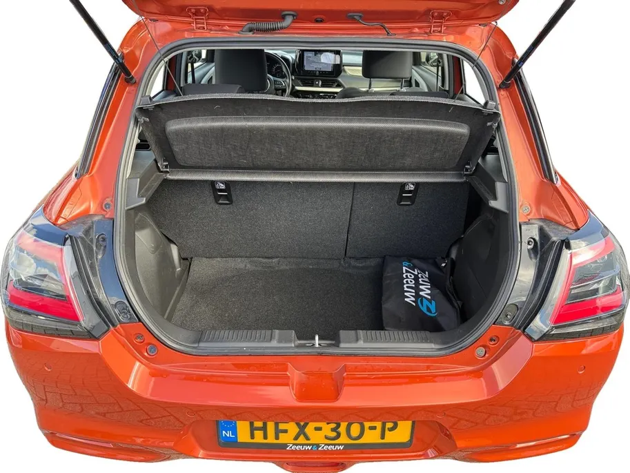 Suzuki Swift 1.2 Comfort Smart Hybrid | Apple Carplay & Android Auto | Parkeercamera | Keyless | Bel voor afspraak 030-2911111