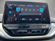 Volkswagen ID.4 Pure 52 kWh 170PK · SOH 92.3% · Panoramadak · Apple/Android Car Play · Camera + Parkeersensoren ·