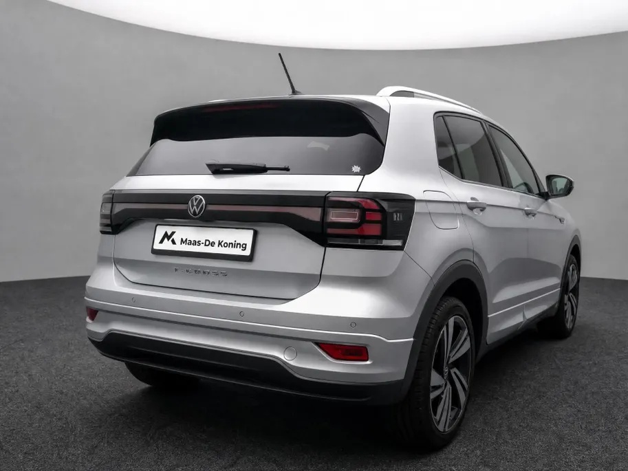Volkswagen T-Cross 1.0 TSI 110pk R-Line · Apple/Android Car Play · P-Sensoren · Navigatie · Virtual Cockpit · 18'' Inch ·