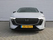 Mazda 6 6e Takumi Long Range 80 kWh | Stuur-/stoelverwarming + ventilatie | 360 camera | Pano dak | Zwart leer | 19' LM | HUD | LED | Elek. stoelverst. |
