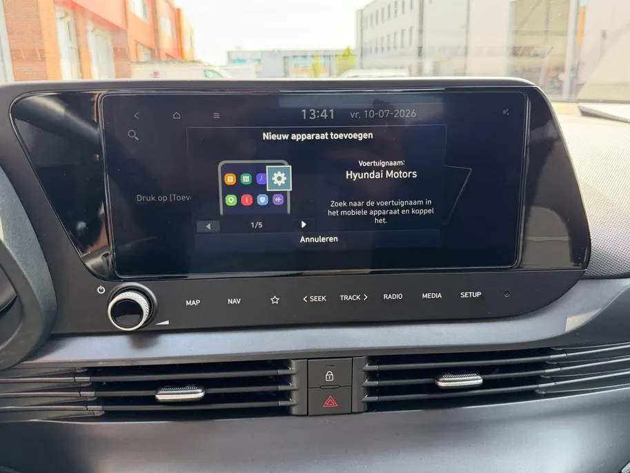 Hyundai Bayon 1.0 T-GDI Comfort | Navigatie | Achteruitrijcamera | Parkeersensoren achter | Airco | Cruise Control | DEALER AUTO