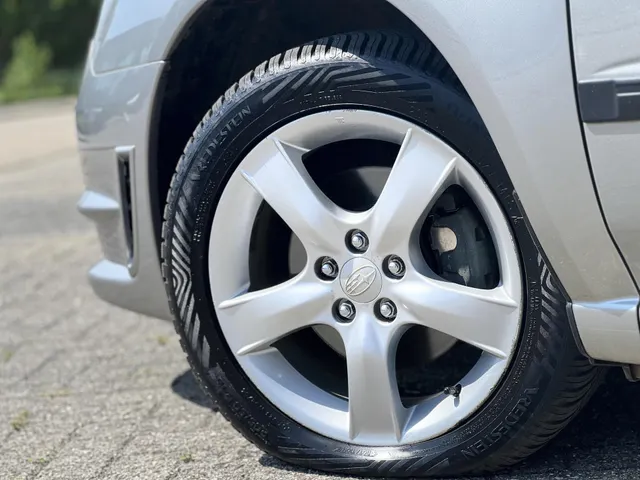 Subaru Impreza 2.0R Automaat | All Season Banden | CiTO onderhouden | Climate Control | 16' Lichtmetalen Velgen