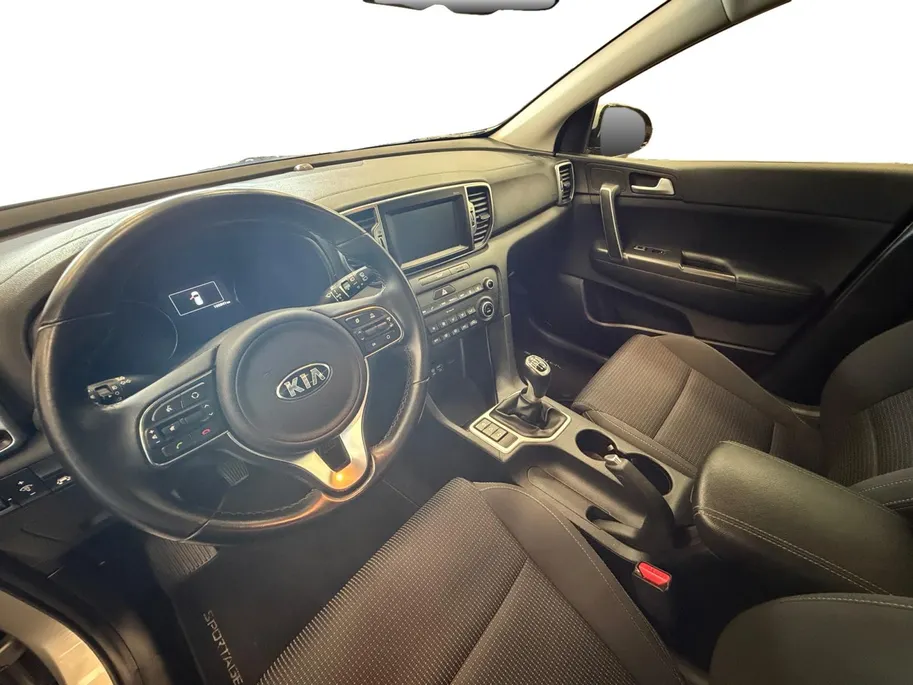 Kia Sportage 1.6 GDI DynamicLine | Trekhaak | Navigatie | Cruise Control | Climate Control | Lichtmetalen Velgen |