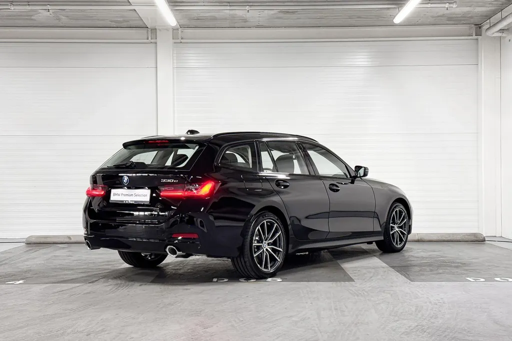 BMW 3 Serie Touring 330e