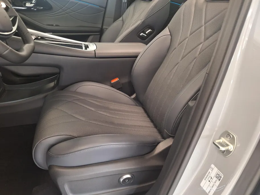 Omoda 9 9 PHEV Premium Panoramadak - 1100KM Bereik