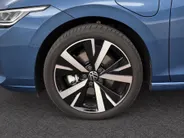Volkswagen Golf 1.5 eHybrid 204pk DSG Life Edition · Camera · Keyless · Apple/Android Car Play · Stoelverwarming · Apple/Android Car Play · Garantie t/m 17-05-2030 of 100.000km