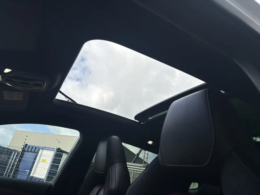 MG EHS 1.5 TGDI Luxury | Panorama Dak | Navi | Camera | Automaat  | Leer | Cruise | Apple Carplay/Android Auto | Voorstoelen verwarmd