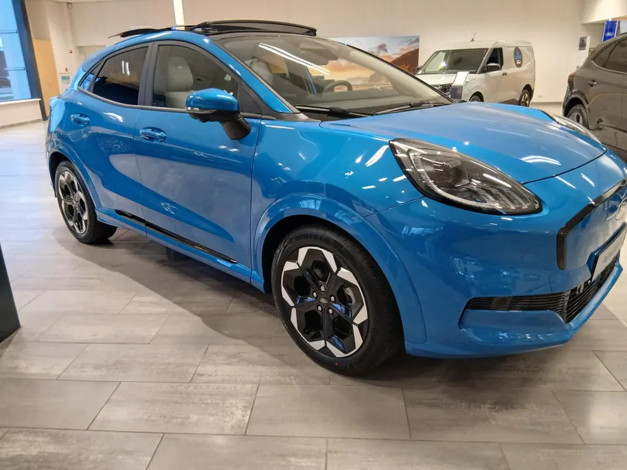 Ford Puma Gen-E Premium 44 kWh | Driver Assistance Pack | Winter Pack | Panoramadak | Voorraad leverbaar €4000,- Ford Voordeel |