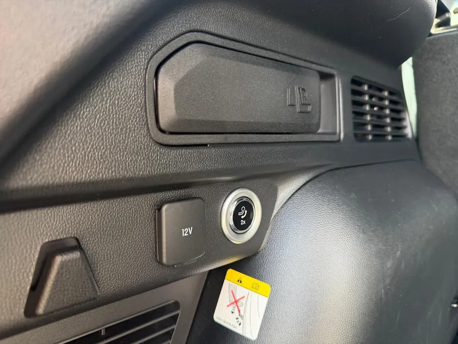 Ford Kuga 2.5 PHEV ST-Line X | Automaat | Pano dak | BLIS | Adapt. Cruise control | Winter pack | Elektr. trekhaak | Elektr. achterklep | B&O audio | Apple carplay & Android auto | Fabrieksgarantie |