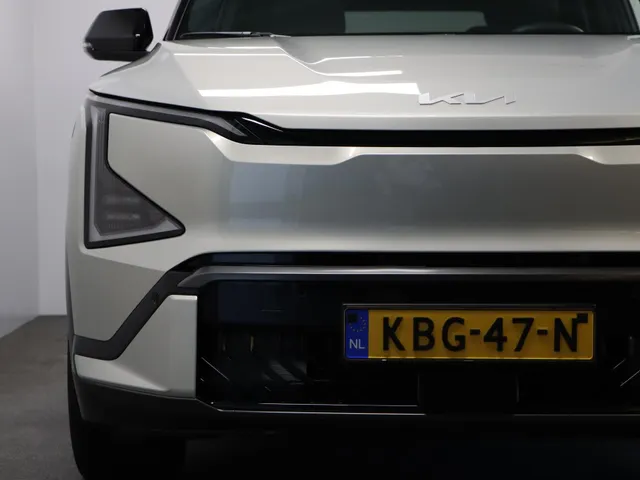 Kia EV5 GT-Line Business Edition 81.4 kWh Afneembare trekhaak & 4 Seizoensbanden