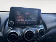 Nissan Juke 1.0 DIG-T Kiiro | DEALER ONDERHOUDEN | ACHTERUITRIJCAMERA | STOEL EN VOORRUITVERWARMING | CLIMATE | CRUISE |