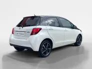 Toyota Yaris 1.0 VVT-i Trend | Bi-Tone| Climate control| Achteruitrijcamera| Snelheidsbegrenzer| Bluetooth|