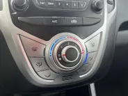 Hyundai ix20 1.4i i-Drive | Airco| Hoog zitter| Lichtmetalen velgen| Metallic lak| Elec. ramen| Radio| Nette auto!