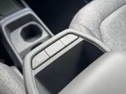 Kia EV2 Plus 42.2 kWh 3.000,- Inruilkorting | Privacy Glass | 18' lichtmetalen velgen | Warmtewerend glas rondom | Draadloze oplader voor smartphone