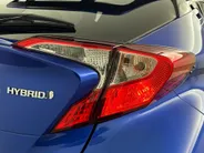 Toyota C-HR 1.8 Hybrid Dynamic Automaat | Navigatie | 18'' L.M. Velgen | Parkeercamera