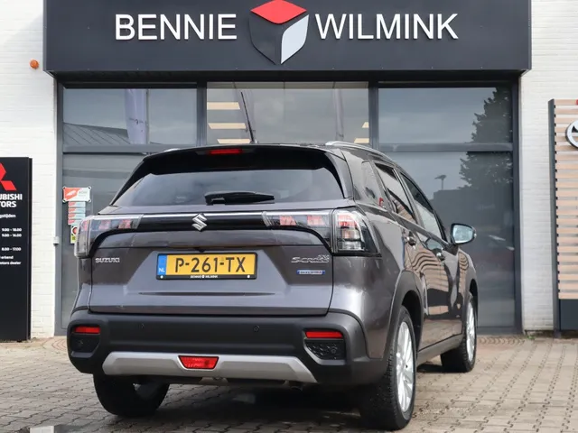 Suzuki S-Cross 1.4 BoosterJet Select Hybrid Carplay | All Seasons | Adaptive Cruise