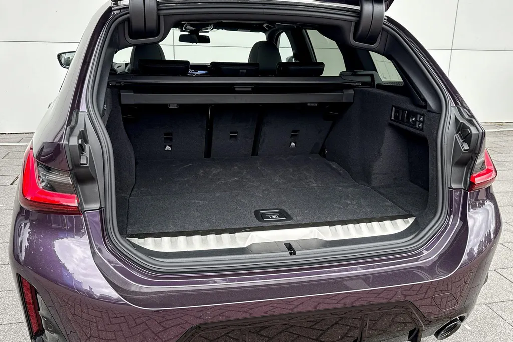 BMW 3 Serie Touring 330e