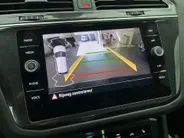 Volkswagen Tiguan 1.4 TSI eHybrid 245pk DSG Life Business · Camera · Inklap. Trekhaak · Stuur- & Stoelverwarming · Apple/Android Car Play · Elek. Achterklep ·
