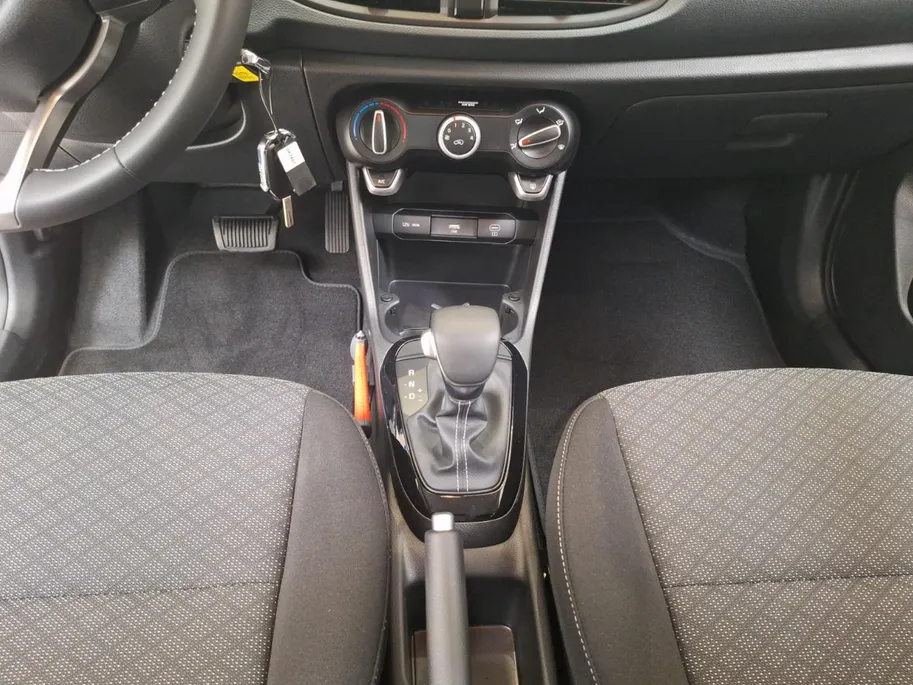 Kia Picanto 1.0 GDi DynamicLine | Airconditioning | Parkeersensoren achterzijde en achteruitrijcamera | Apple Carplay | NU MET €2.000 inruilpremie!
