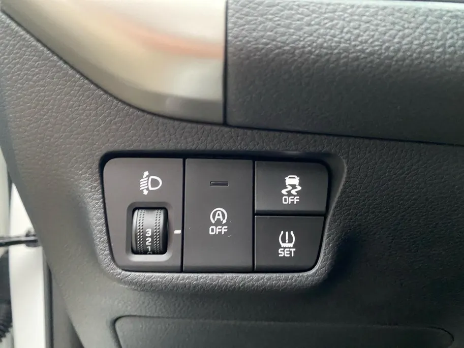 Kia Stonic 1.0 T-GDi MHEV GT-Line | Navigatie | Schuif/kantel dak | Stoel + Stuurverwarming | Cruise control | LM-Velgen | GT-Line
