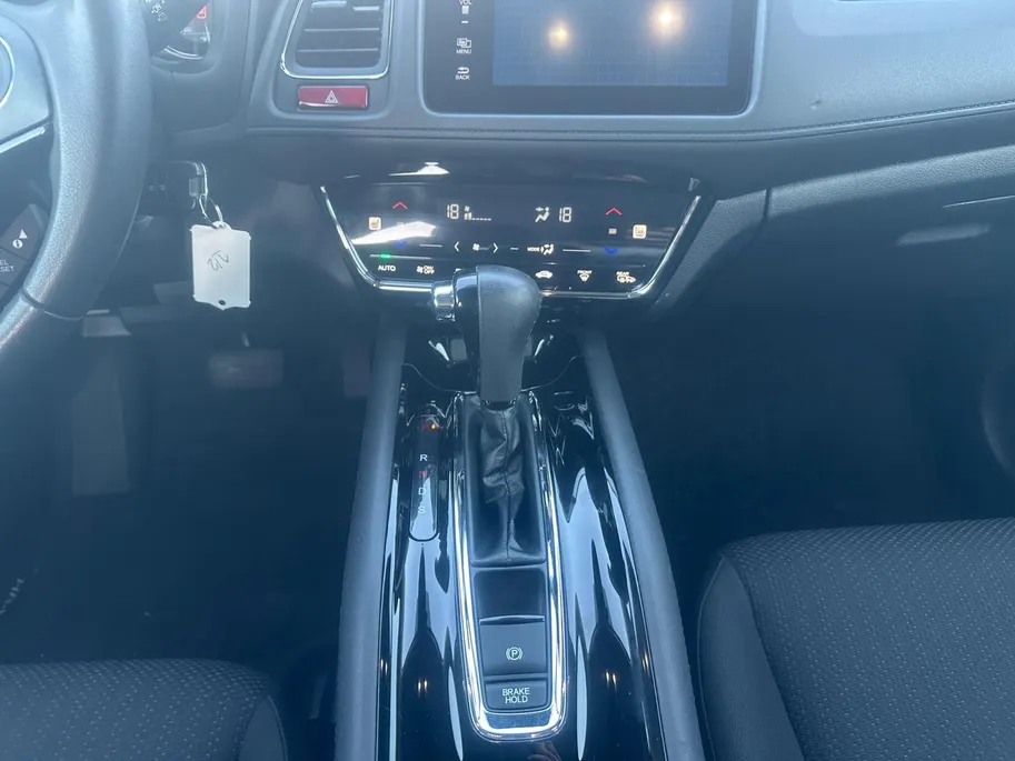 Honda HR-V 1.5 i-VTEC Elegance | AUTOMAAT | NL-AUTO | TREKHAAK | TOPSTAAT | 12 MAANDEN BOVAG GARANTIE |
