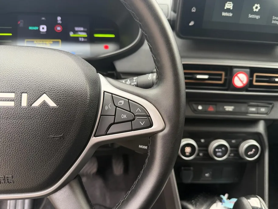 Dacia Jogger 1.6 Hybrid 140 Extreme 7p. | Automaat | BTW Auto | Camera | Parkeersensoren | LMV | Apple Carplay & Android Auto | Cruise & Climate Control | 12 Maanden BOVAG Garantie