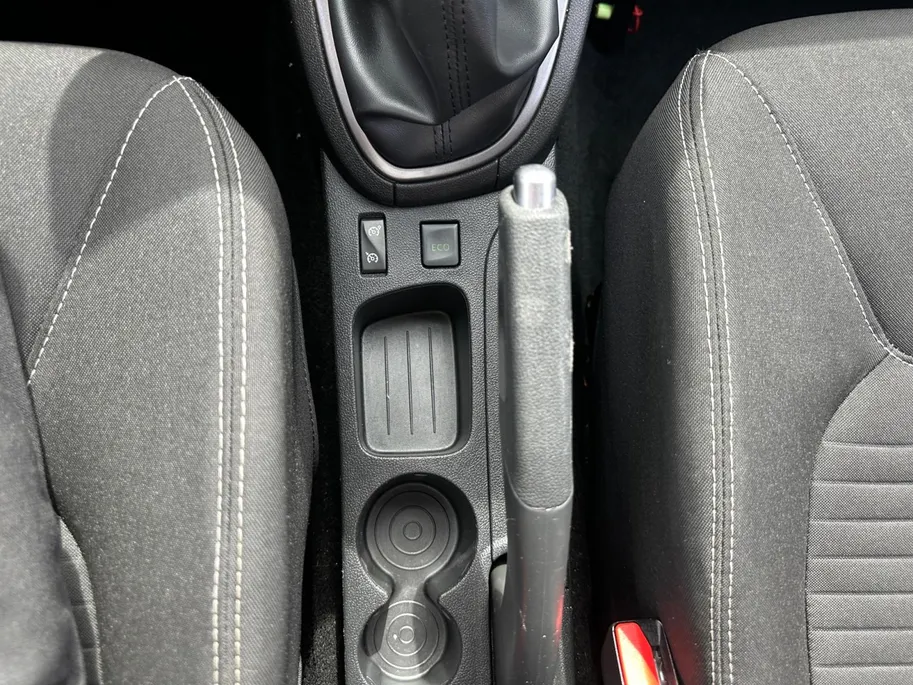 Renault Clio Estate 0.9 TCe Night&Day | Parkeersensoren | Apple Carplay | Camera | Cruise Control | Airco | LMV | Onderhoudshistorie | 12 Maanden BOVAG Garantie