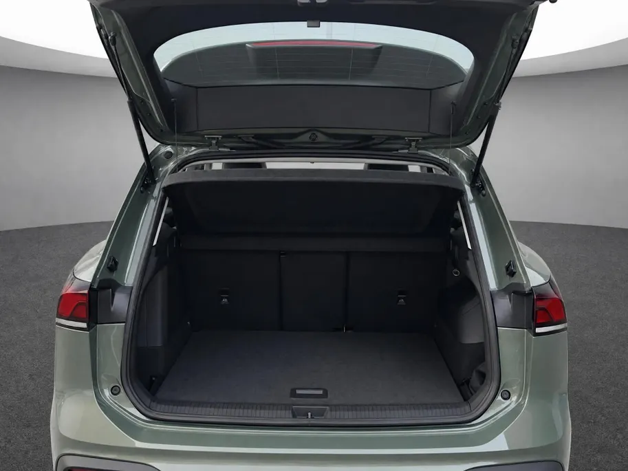 Volkswagen Tiguan 1.5 204pk DSG eHybrid Life Edition · Panoramadak · Camera · Wegklapbare Trekhaak ·  Apple/Android Car Play · Navigatie · 18'' Inch ·