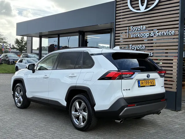 Toyota RAV4 2.5 Hybrid Dynamic | Navigatie | Keyless