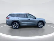 Škoda Kodiaq Sportline Business 1.5 TSI PHEV 150 kW / 204 PK | Elektrisch glazen schuif-/kanteldak | Comfort pakket | Parkeer pakket | 4000,- inruilvoordeel!!