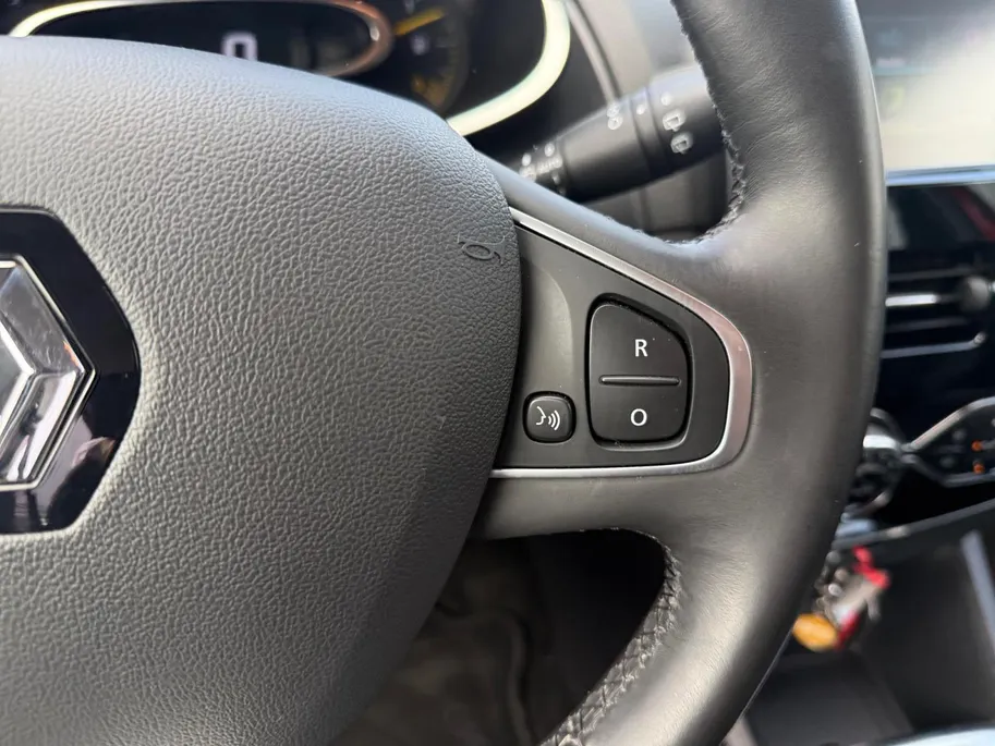 Renault Clio 0.9 TCe Dynamique | GT-LINE Pakket | Navigatie | Achteruitrijcamera | Climate control | 12 maanden garantie! |