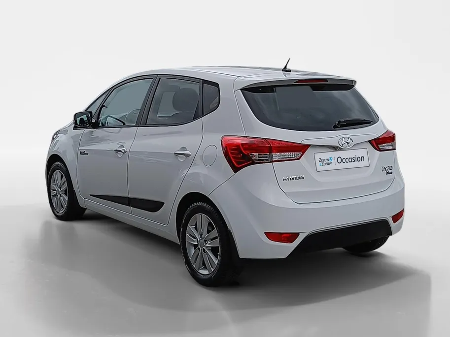 Hyundai ix20 1.4i Go! | Navigatie | Parkeercamera | Airco |