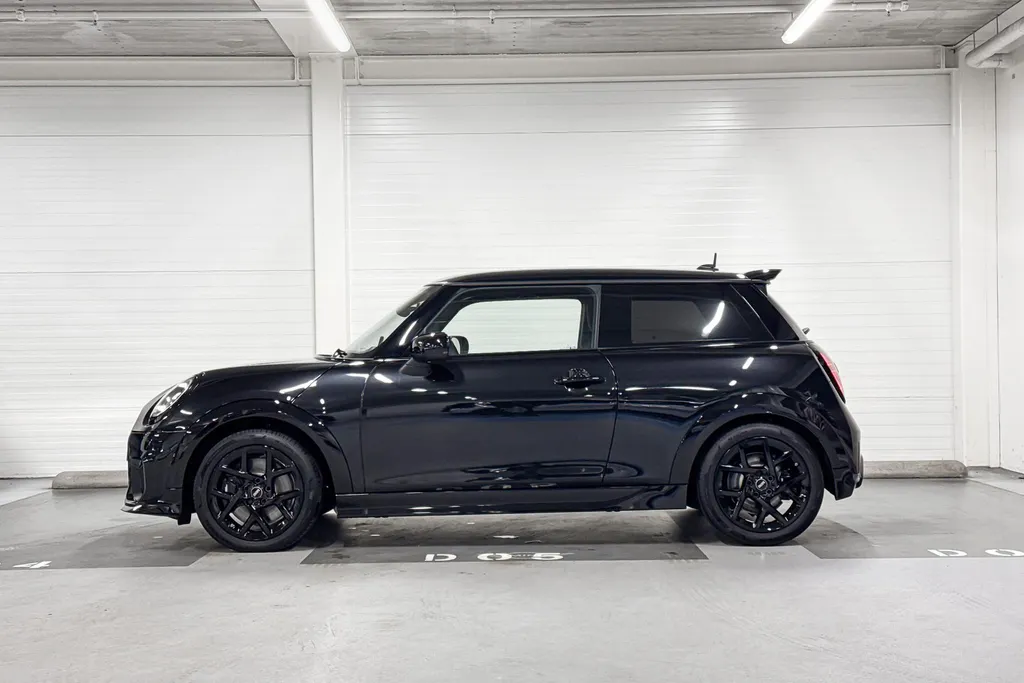 MINI Cooper 3-deurs C John Cooper Works