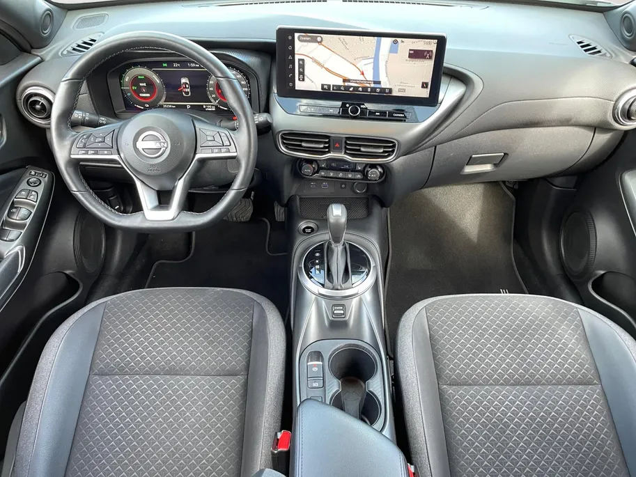 Nissan Juke 1.6 Hybrid N-Connecta *Automaat*Navi+Camera*Winter Pack*Climate Control*LM Velgen*Carplay*1ste eigenaar!