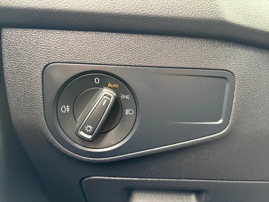 Volkswagen Tiguan 1.5 TSI Life | Draadloos Carplay | Navi | Clima | Camera | Adaptive Cruise | Elektr. Achterklep | LM Velgen | LED-Koplampen