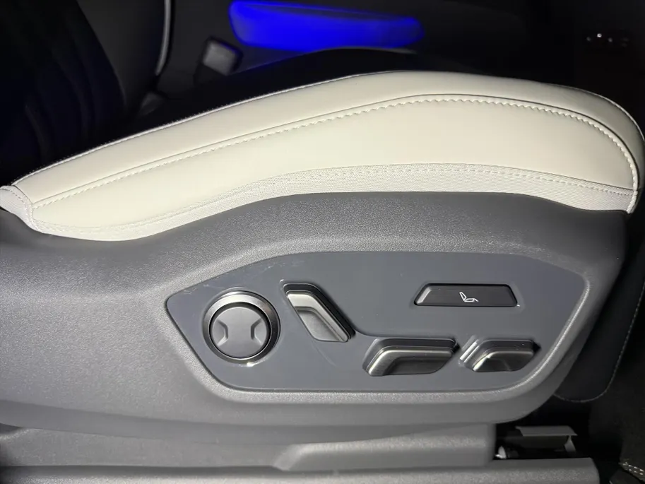 Kia EV9 99,8kWh 384pk AWD Dual Motor GT-Line