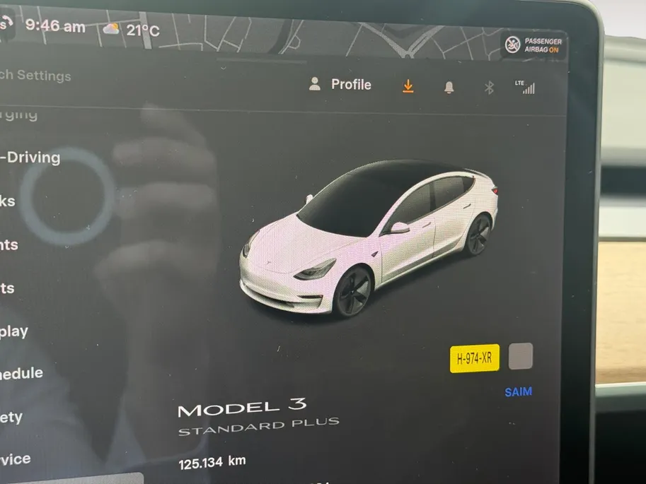 Tesla Model 3 Standard RWD Plus 60 kWh 87,8% SoH | 448Km Actieradius | Goed onderhouden! | Panoramadak | Elektr. Stoelen | Autopilot | 12 maanden garantie! |
