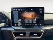 CUPRA Formentor 1.5 TSI e-Hybrid Business Panoramadak | Stuur verwarming etc! | Trekhaak | Super compleet en helemaal nieuw!