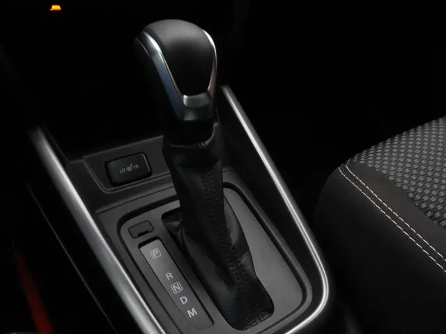 Suzuki Vitara 1.5 Hybrid Select Automaat | All Seasons | Blindspot | Carplay | Adaptive Cruise