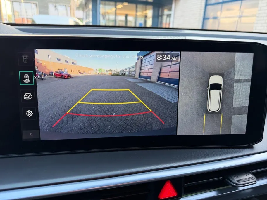 Kia Sorento 1.6 T-GDi Plug-in Hybrid 4WD ExecutiveLine 7p | Navi | Clima | 360° Camera | Stoelventilatie | Stoel-/Stuurverwarming | Cruise Control | Keyless Entry | 7-Persoons|